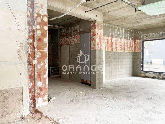 ...die Fläche im EG