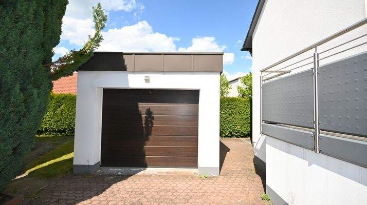 Einzelgarage inklusive