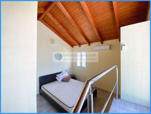 e876d4d373824ed2bf7c2bf198ef581f-original