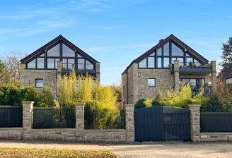 Ruckansicht von der Strasse 2