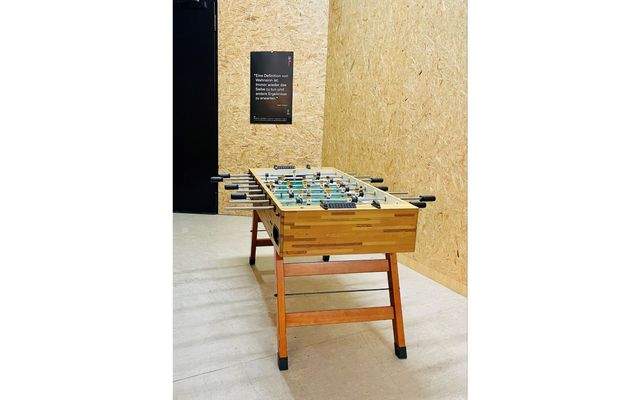 Tischkicker im Gemeinschaftsbereich