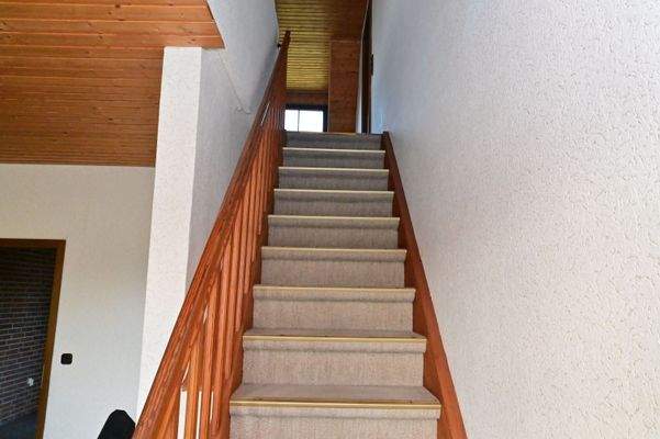 Treppenhaus ins Obergeschoss
