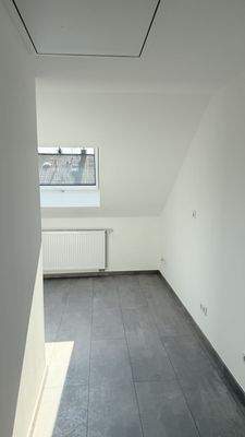 Dachgeschoss - Küche oder Zimmer 