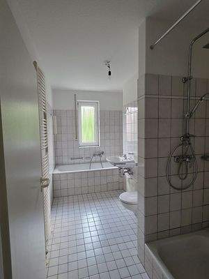 Marktstraße9_2OGlinks_Bad