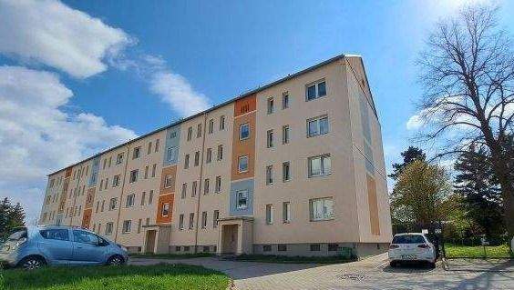 Ruhesuchende aufgepasst – traumhafte neu sanierte 2-Raum Wohnung im EG mit Dusche sofort verfügbar