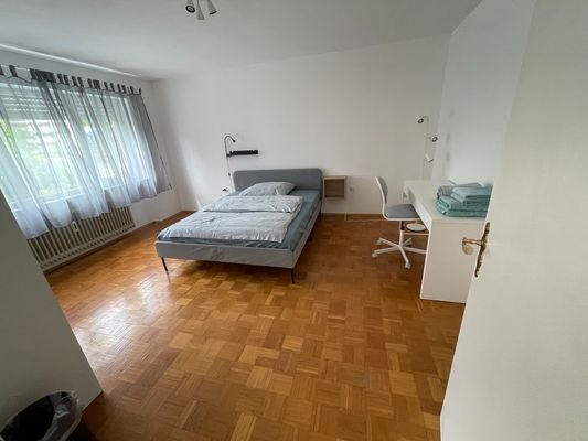 Schlafzimmer EG