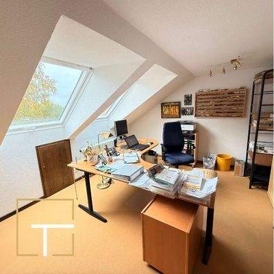 Büro im Dachgeschoss