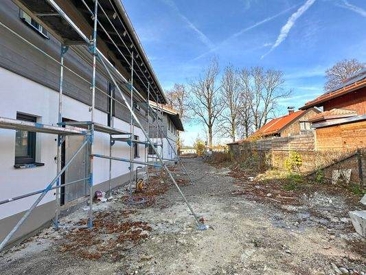 Gebäudeansicht - Zuwegung