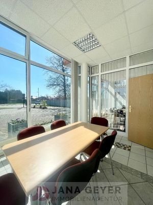 Büro 1