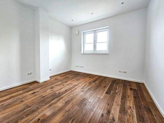 Gäste-/Arbeitzimmer