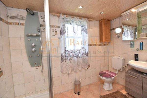 Duschbad im Obergeschoss