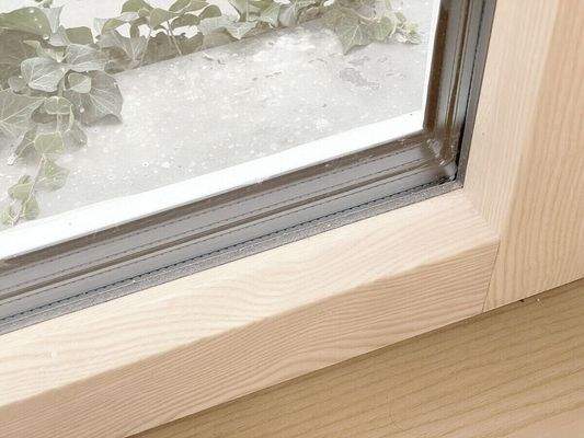 Dreifach-verglaste Fenster