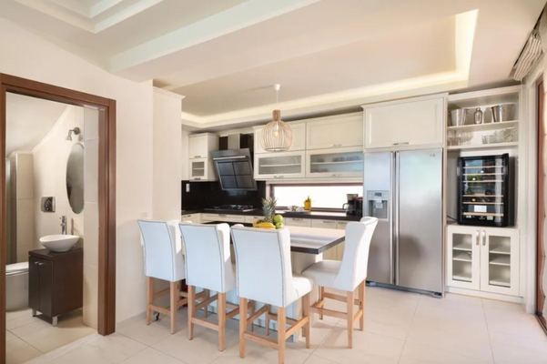 Kreta, Ag. Vlasios: Luxusvilla mit Swimmingpool zu verkaufen