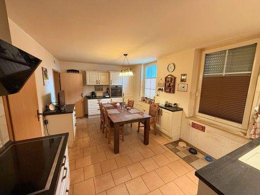 EG Küche und Essbereich