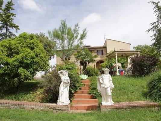 Haus in Buonconvento