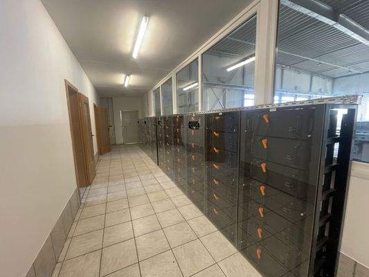 Flur mit Schließfächern