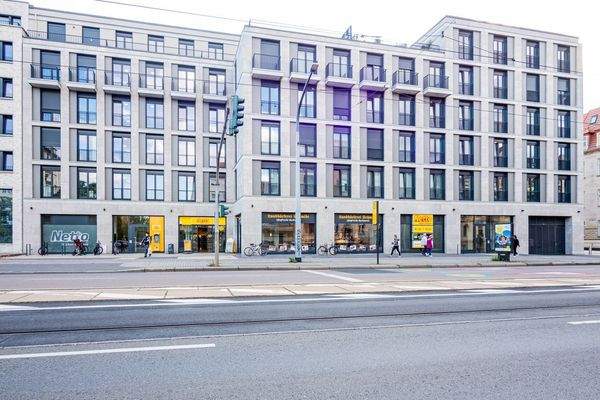 Vorderansicht Gebäude