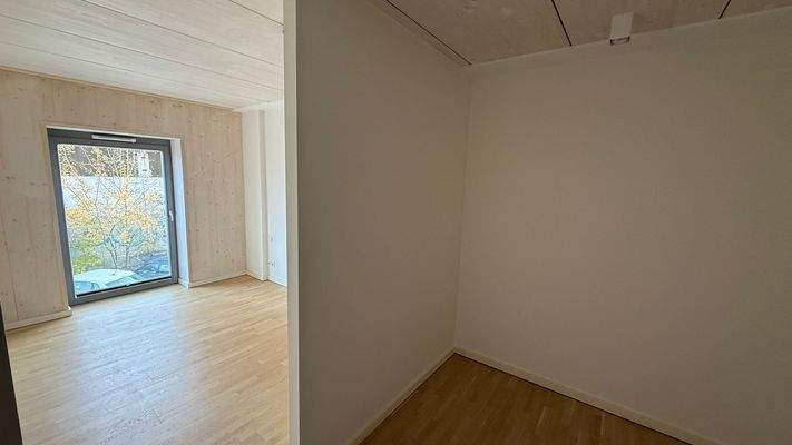 WhatsApp Image 2025-11-19 at 22.18.01(8)