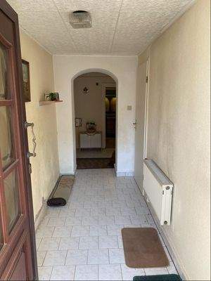 Hauseingangsflur im Erdgeschoß