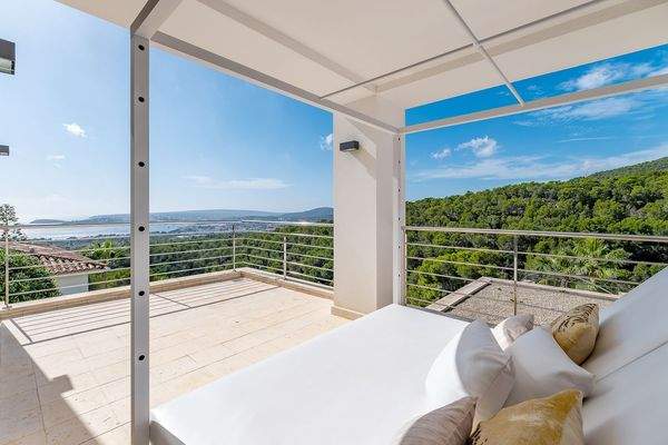 Terrace in villa in Costa d'en Blanes 2