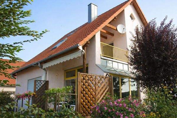 Haus Südansicht.jpg