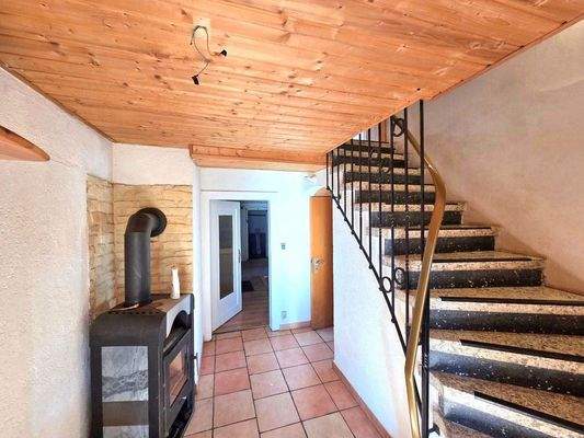 Eingangsbereich und Treppenaufgang