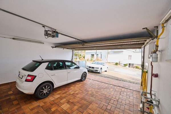 Doppelgarage 