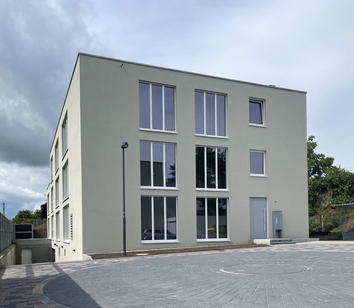 Neubau, moderne 3 Zimmer-Wohnung mit Balkon in Ötigheim, Erstbezug