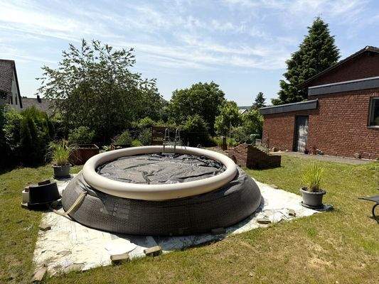 Platz für einen Pool 