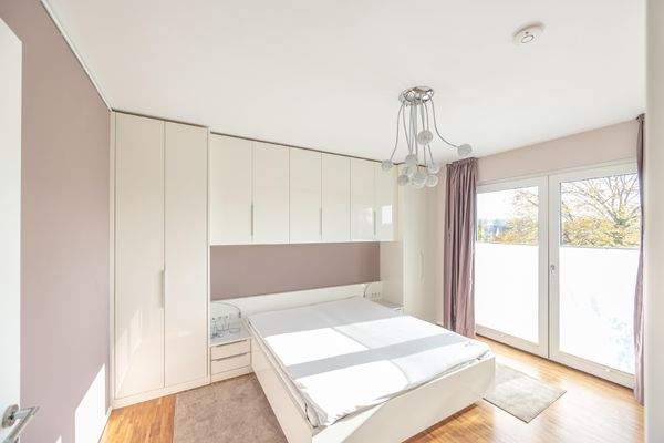 Schlafzimmer mit Terrassenzugang