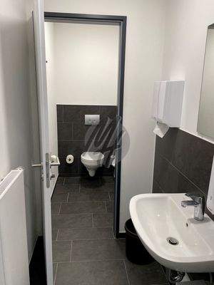 INFOS UNTER: 06171-586000