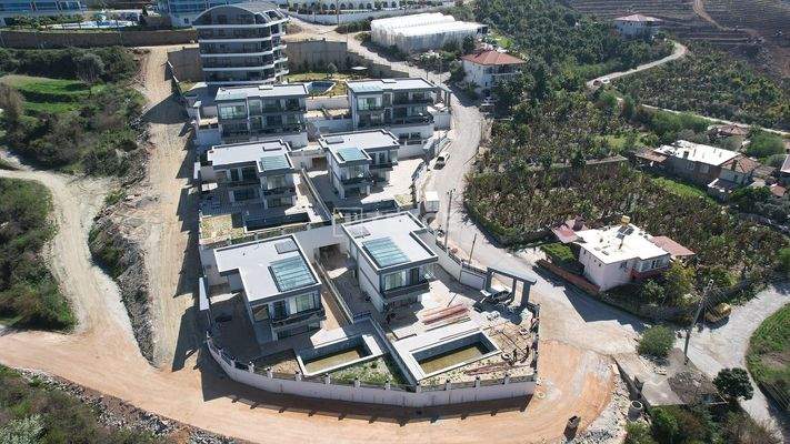 Castle and Sea View Villas in Alanya Kargıcak