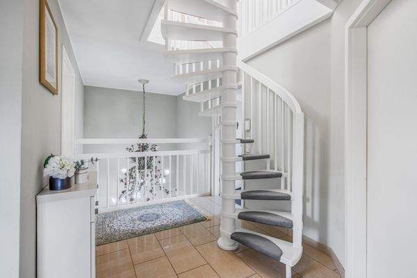 Treppe in den ausgebauten Dachboden