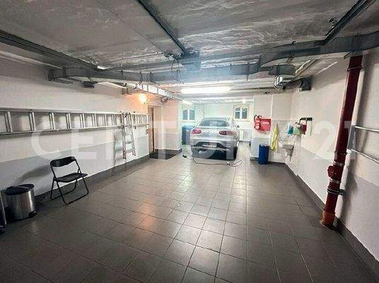 Tiefgarage für 2 PKWs