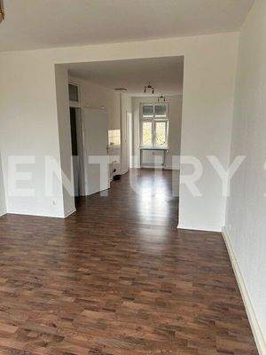 Blick von Wohnzimmer in die Küche