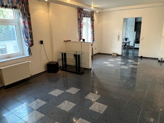 Nr. 35 Wohnzimmer (OG)