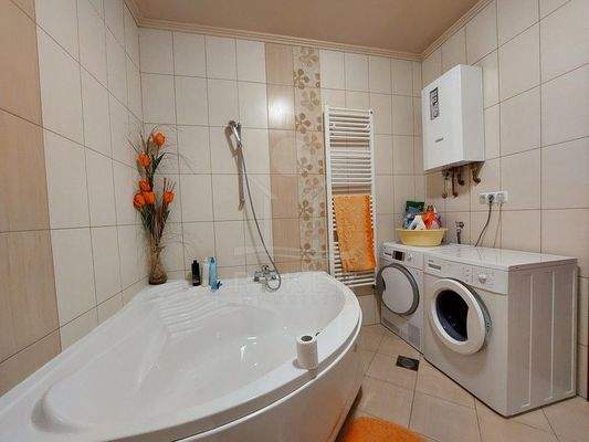 Eckbadewanne zum Verlieben