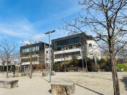 Außenansicht gesamtes Gebäude