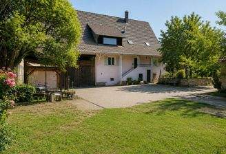 Wohnhaus - Innenhof - Eingangsbereich