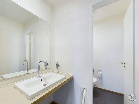 Eden-Ehbrecht-Immobilien_Vermietung_Büro_Alter-Stadthafen_016