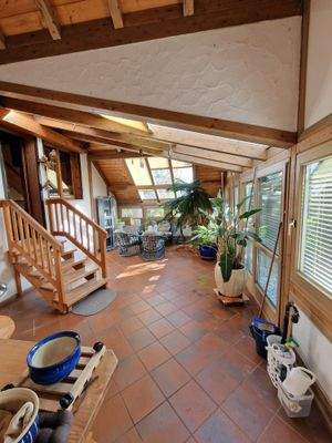 Herrlicher Wintergarten mit Zugang vom Studio