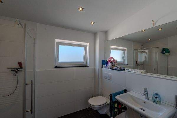 Badezimmer am Einzelbüro