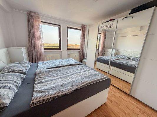 Schlafzimmer Ansicht 1