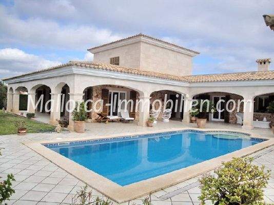 C 2825-O EXCLUSIVE VILLA - MEERNÄHE