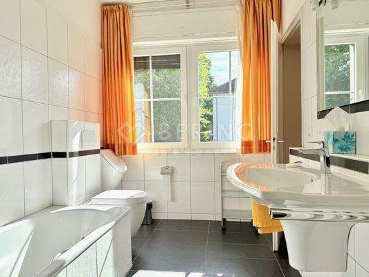 Modernisiertes Badezimmer