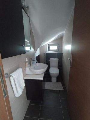 Kreta, Atsipopoulo: Geräumige 2-stöckige Villa in einem ruhigen Dorf in der Nähe des Meeres zu verkaufen