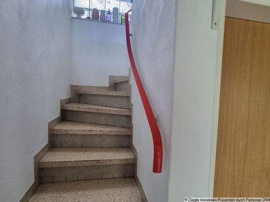 27 Hinterhaus Treppenaufgang