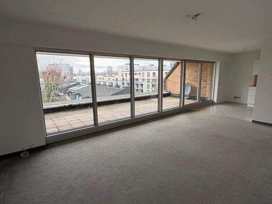 Wohnzimmer mit Essbereich