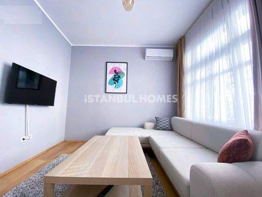 Fully Renovated Furnished 5-Storey Building in Istanbul Fatih