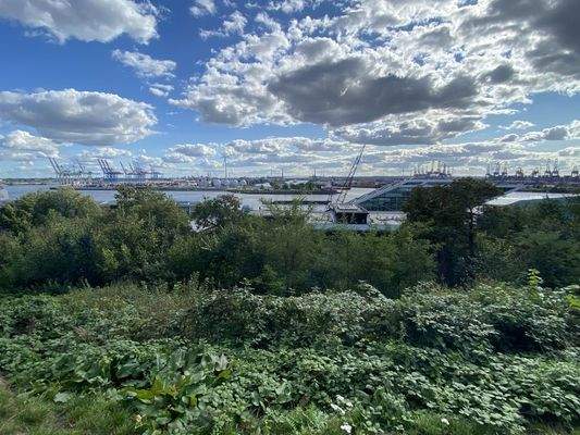 Altonaer Balkon gegenüber